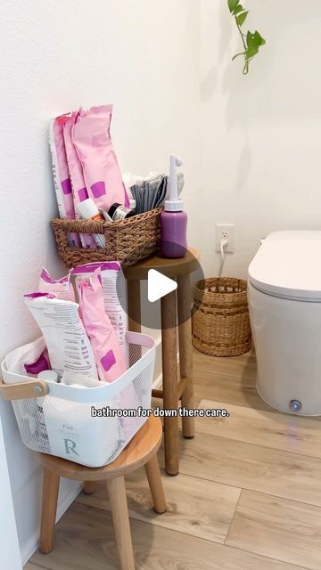 jules acree on Instagram: "Postpartum Bathroom Setup 🫶🏼 documented this at 5 days postpartum (now i’m now almost two weeks and feeling a lot better!) ~ I recommend taking home as much stuff from the hospital as possible, because you’ll go through it all very quickly. Once my hospital stash ran out, this is what I had ordered for at home. @fridamom & @get_rael have been my fave brands for postpartum healing! I linked everything in my Amazon storefront. #postpartumjourney #postpartumdiaries" Postpartum Bathroom Station, Postpartum Bathroom Basket, Postpartum Bathroom, Jules Acree, Bathroom Setup, Postpartum Healing, Bathroom Caddy, Bathroom Baskets, Amazon Storefront