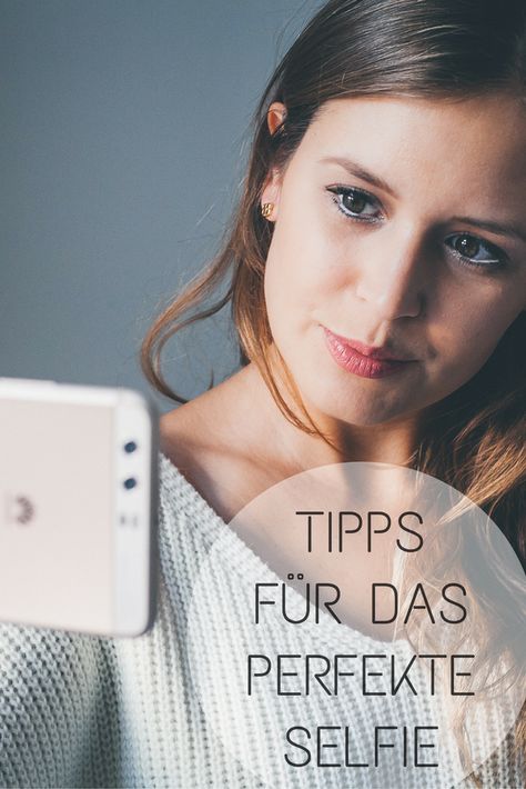 Tipps für das perfekte Selfie: Von der richtigen Kamera, hin zu den richtigen Einstellungen und dem perfekten Winkel. Alles Infos findet ihr auf josieloves.de Functional Closet, Daily Photography, Selfie Portrait, Facebook Contest, Closet Organization, Instagram Feed, Wall Tiles, Tips And Tricks, Selfies