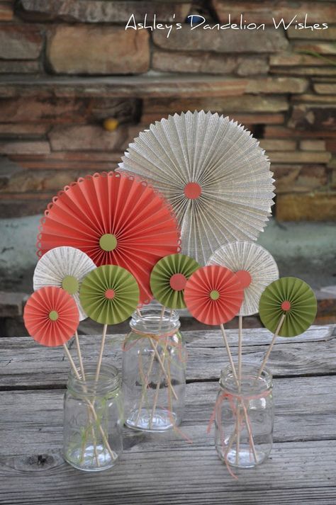 cinco de mayo decor ideas Lolly Table, Table Decor Diy, Decor Diy Ideas, Diy Table Decor, Paper Rosettes, Paper Fans, Deco Floral, Summer Gift, Chic Vintage