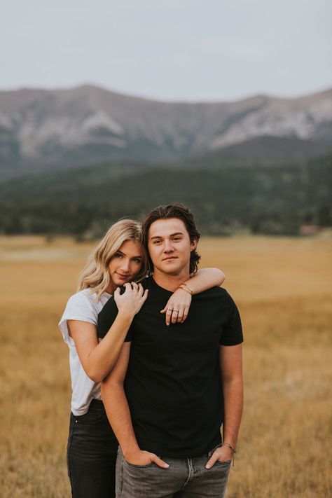 Mountain Wedding Photoshoot, Non Posed Engagement Photos, Engagement Pictures Mountains, Couples Photo Shoot Mountains, Engagement Photoshoot Mountains, Earthy Engagement Photos, Engagement Photos Camping, Couple Mountain Photoshoot, Plus Size Engagement Photos Poses Curvy Bride