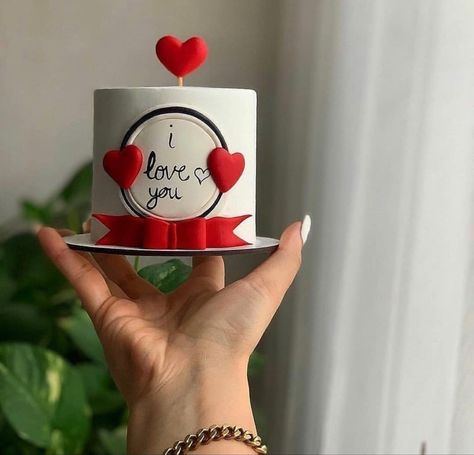 Is It Cake, Happy Anniversary Gift, My Happy Birthday, Birthday Cake For Boyfriend, Cake Turntable, Cake For Boyfriend, Happy Anniversary Cakes, Cake For Husband, Mini Torte