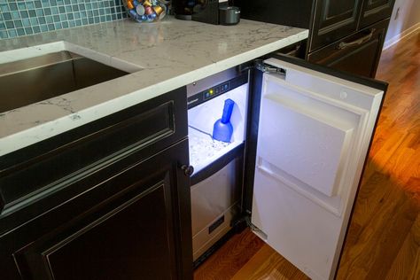 Kitchen Bar With Ice Maker, Built In Nugget Ice Maker, Built In Icemaker In Kitchen, Built In Under Cabinet Ice Maker, Icemaker In Kitchen Island, Undercounter Ice Maker, Ice Machine In Pantry, Under Cabinet Ice Maker, Nugget Ice Maker Built In