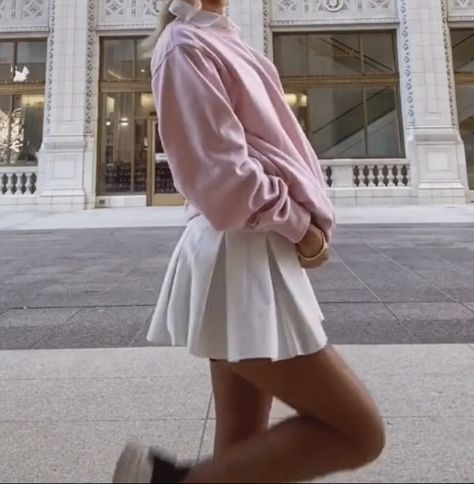 Girly Hoodie Outfit, Skirts With Sweatshirts Outfit, Crewneck And Skirt Outfit, Pink Crewneck Outfit, Pink Hoodie Outfit Aesthetic, Pink Hoodie Aesthetic, Pleated Skirt Aesthetic, Dsmp Aesthetics, Aesthetic Outfit Skirt