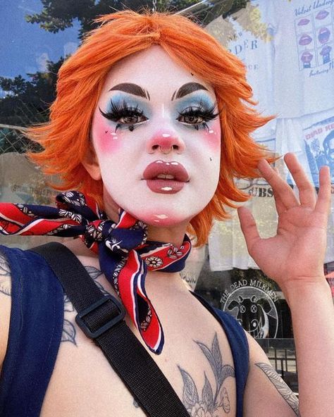 Circus Performer Makeup, Drag Inspo Outfit, Drag Clown Makeup, Clown Drag Makeup, Clown Pinup, Drag Eye Makeup, Drag Makeup Ideas, Drag Makeup Looks, Drag Clown