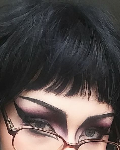 Traditional goth makeup Elder Goth Makeup, 1980s Goth Makeup, Trad Goth Eyebrows, Traditional Goth Makeup 80s, Trad Goth Makeup Hooded Eyes, Office Goth Makeup, Tradgoth Makeup 80s, Goth Trad Makeup, Colourful Goth Makeup