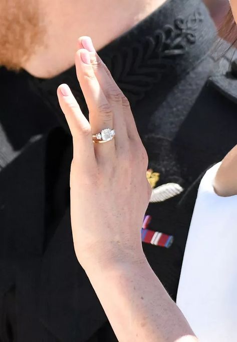 Meghan Markle Wedding Ring, Meghan Markle Ring, Meghan Markle Engagement Ring, Meghan Markle Engagement, Harry And Meghan Wedding, Meghan Markle Wedding, Marble Rings, Engagement Ring And Wedding Band, Titanium Wedding Rings