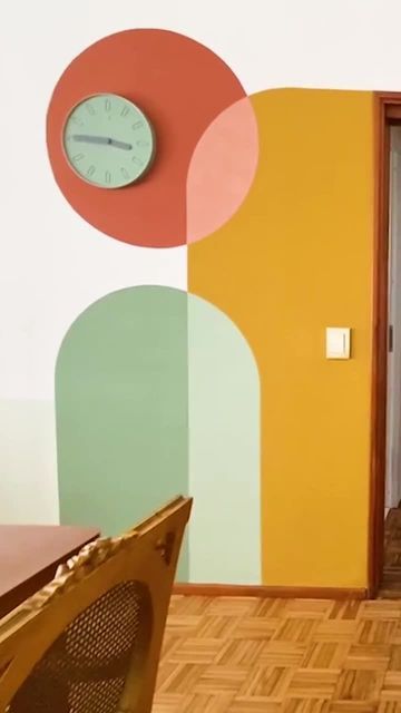 Unique Wall Paint Patterns, Simple Room Mural Ideas, Wall Murals In Bedroom, Colourful Wall Ideas, Wall Paint Decoration, Wall Murals Colorful, Room Decor Paintings Walls, Unique Home Painting Ideas, Wall Paint Shape Ideas