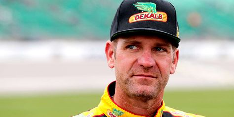 Former NASCAR Driver Clint Bowyer Accidentally Kills Woman in Fatal Crash | PEOPLE.com 5 Hour Energy, Nascar Driver, Chase Elliott, Family Is Everything, Nascar Drivers, Nascar Cup Series, Nascar Cup, Fox Sports, Under The Influence