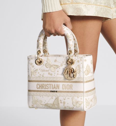 Small Lady-D Butterfly Zodiac Tote Butterfly Zodiac, Dior Butterfly, Zodiac Embroidery, Lady D Lite Bag, Christian Dior Bag, Luxury Gifts For Women, Butterfly Bags, Luxury Bags Collection, Luxury Gifts For Her