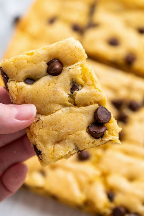 Cake Mix Cookie Bars - Amanda's Cookin' - Cookies, Brownies, & Bars Yellow Cake Cookie Bars, Cake Batter Cookie Bars, Cookie Bars Cake Mix Recipe, Chocolate Chip Cookie Bars Yellow Cake, Cake Box Cookie Bars, Yellow Cake Mix Cookie Bars, Cookie Mix Bars, Cookie Bars Easy Cake Mixes, Cake Mix Bar Cookies