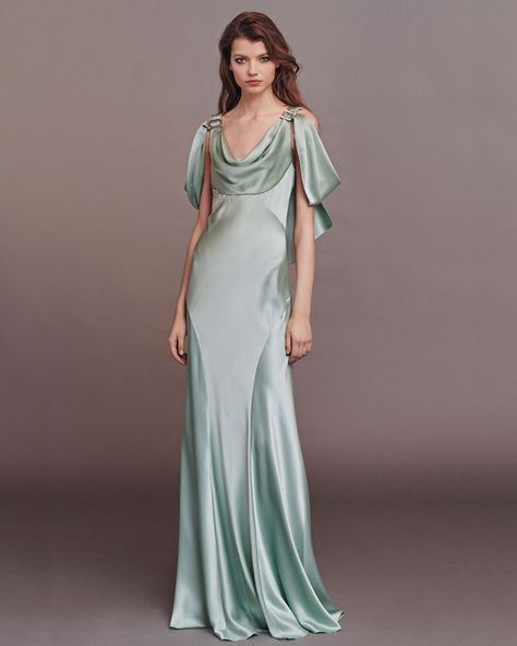 3,574 Likes, 29 Comments - Alberta Ferretti (@albertaferretti) on Instagram: “The secret lies in the details.⁣ This Alberta Ferretti sorbet hued gown elegantly drapes over your…” 2020 Fashion, Fantasy Dress, Alberta Ferretti, Fashion Show Collection, Fantasy Fashion, Vogue Paris, Pre Fall, Primavera Estate, Pretty Dresses