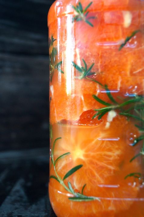 Rosemary-Honey Marinated Oranges Recipe – weekend recipes Canned Oranges Recipes, Oranges Recipe, Rosemary Honey, Orange Recipe, Weekend Recipes, Weekend Meals, Orange Recipes, Pickling Recipes, Jams & Jellies