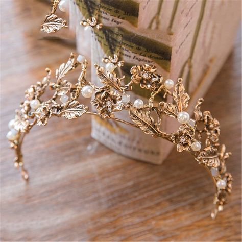 Tiara Wedding Hair, Gold Bridal Crowns, Vintage Tiara, Flower Tiara, Unique Hair Accessories, Pearl Tiara, Bride Headband, Stylish Headbands, Gold Tiara