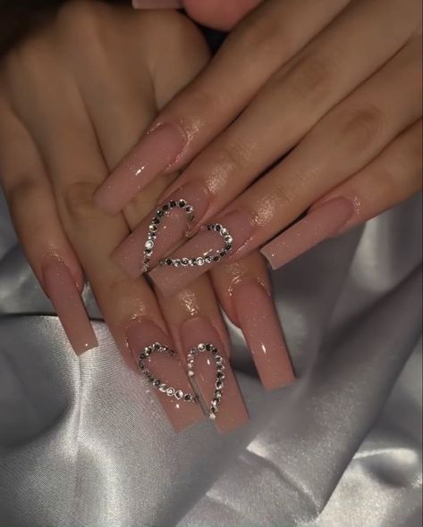 Medium heart nude nails acrylics #nails #acrylics #heart Heart Nails Gems, Nails Acrylic Coffin Gems, 11 11 Nails, Heart On Two Nails, Acrylic Nails Heart Gems, Acrylic Square Nails Medium, Coffin Acrylic Nails Heart, Nail Inspiration Square Medium, Heart Gems Nails