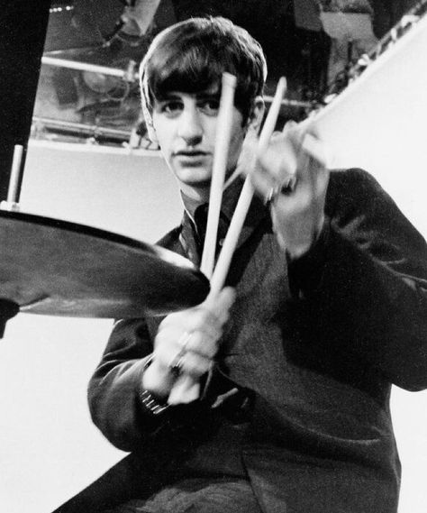 Humour, Ringo Starr Pfp, Ringo Star, John Lenon, Richard Starkey, The Quarrymen, Beatles Ringo, Beatles George, Bug Boy