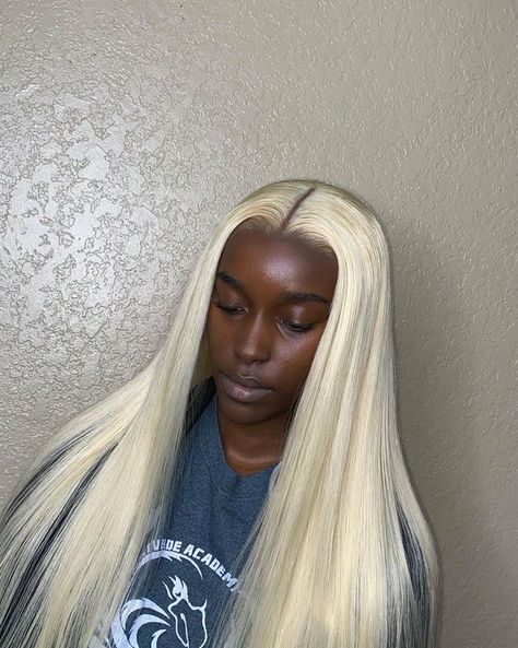 Braids Hairstyles Blonde, 613 Wig Hairstyles, Colourful Wigs, Dark Skin Blonde Hair, Blond Wig, Platinum Blonde Bobs, 613 Wig, Wig Hairstyles Ideas, Hairstyles Blonde