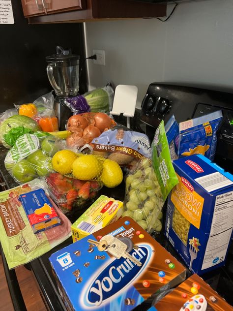 Food from aldis Aldi Aesthetic, Groceries Aesthetic, Healthy Food Shop, Yogurt Flavors, Grocery Haul, Healthy Groceries, Turkey Bacon, Vanilla Yogurt, Dope Hairstyles