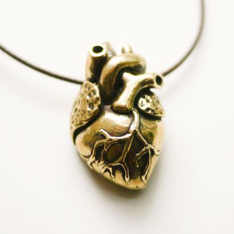 Dc Jewelry, Anatomical Jewelry, Anatomical Heart Art, Anatomical Heart Necklace, Rosary Style Necklace, Pratt Institute, Brown Necklace, Fashion Institute, Anatomical Heart