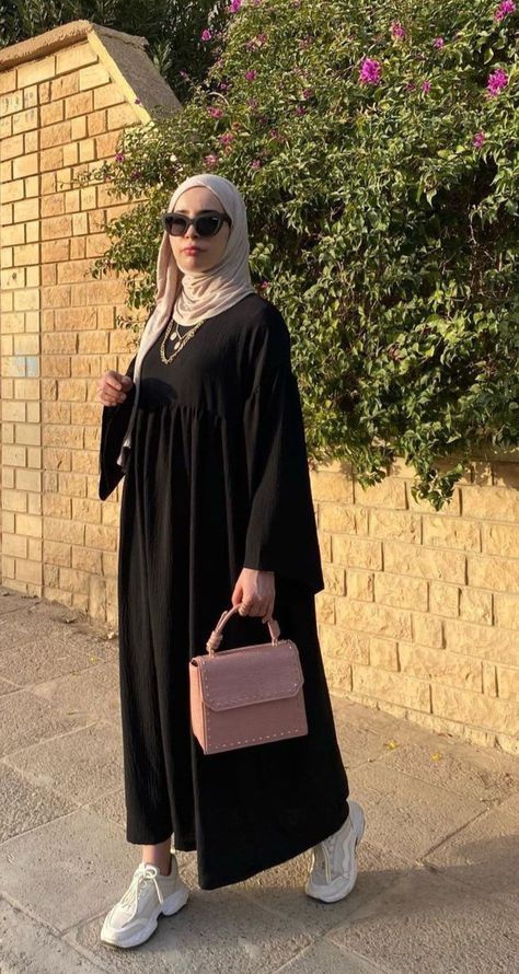 Modest Fashion Muslim, Latest Abaya, Outfits Evening, Moslem Fashion, Abaya Design, Mode Turban, Hijab Trends, Muslim Outfits Casual, Muslim Fashion Hijab Outfits