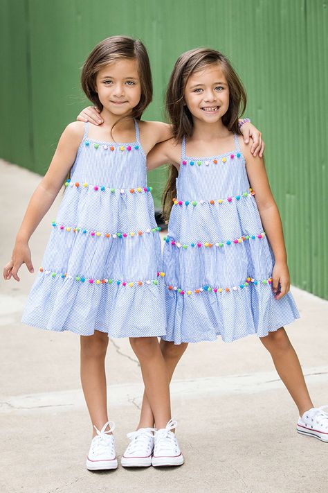 Kids Casual Dress, Summer Dress For Kids, Baby Girl Frock Designs, Baby Frock Designs, Girl Frock, Kids Summer Dresses, Stylish Baby Girls, Frock Designs