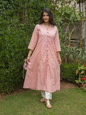 A Line Dress Designs Latest, Geometric Print Kurti Designs, A Line Cotton Kurti, A Line Kurta Designs Latest, Flair Kurti Designs, Long Kurta Designs Women, A Line Kurti Designs Latest Cotton, A Line Kurti Designs Latest, New Latest Kurti Design