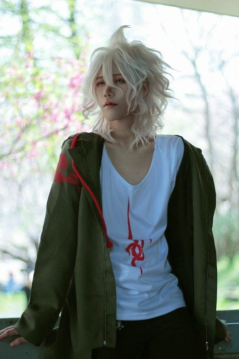 Nagito Komaeda Cosplay, Kostum Cosplay, Black Color Hairstyles, Danganronpa 2, Super Danganronpa, Color Hairstyles, Nagito Komaeda, Danganronpa 3, Cosplay Tips