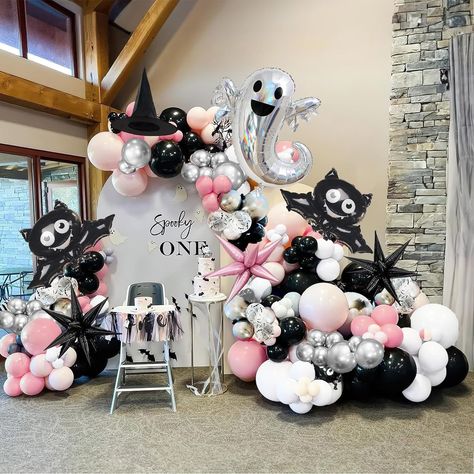 Spooky One First Birthday Balloons, 1st Halloween Birthday Party Ideas, Pink Halloween First Birthday, Halloween Theme Girls Birthday Party, Black And Pink Halloween Baby Shower Ideas, Spooky One Decorations, Spooky One Backdrop, First Boo Day Party Girl, Baby Halloween Party 1st Birthdays