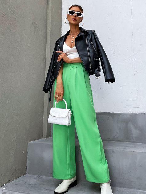 Kelly Green Wide Leg Pants Outfit, Lime Green Wide Leg Pants Outfit, Lime Green Cargo Pants Outfit, Bright Green Pants Outfit Women, Lime Pants Outfit, Green Palazzo Pants Outfit, Lime Green Pants Outfit, Green Wide Leg Pants Outfit, Kelly Green Pants