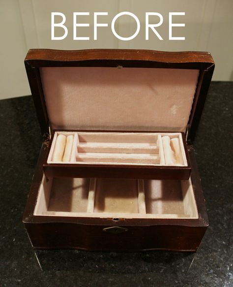 Inside Jewelry Box Diy, Upcycled Jewelry Box Diy Ideas, Small Jewelry Box Makeover, Repurposed Wooden Box, Jewelry Box Ideas, Upcycle Jewelry Box, Old Jewelry Box, Shabby Chic Jewellery Box, Wood Jewelry Diy