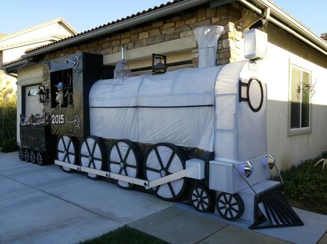 Halloween Train., Halloween Decoration Harry Potter Watch, Halloween Train, Train Decor, Yard Haunt, Halloween 2016, Trunk Or Treat, Watch Party, Halloween Decoration, Train Station