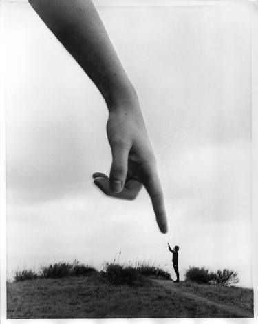 Untitled. - Limited Edition Proportion Design, Forced Perspective Photography, Illusion Photography, Contrast Photography, Carlos Castaneda, Forced Perspective, Antony Gormley, Perspective Photography, Caspar David Friedrich