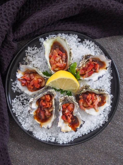 Oysters Kilpatrick Recipe, Oysters Kilpatrick, Oysters Rockefeller, Oyster Recipes, Recipetin Eats, Culinary Art, Australian Food, Food Appetizers, Melbourne Cup