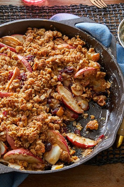 This heart healthy dessert will work with almost any fruit you have on hand. Seasonal apples and cranberries create a delicious thanksgiving dish. #thanksgiving #thanksgivingrecipes #bestthanksgivingrecipes #thanksgivingdesserts #recipe #eatingwell #healthy Cranberry Apple Crisp, Heart Healthy Desserts, Cranberry Crisp, Skillet Cookies, Thanksgiving Dish, Cranberry Apple, Fruit Crisp, Thanksgiving Cooking, Fall Desserts Easy