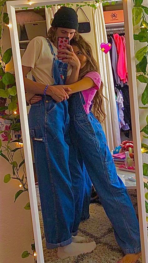 Overalls Photoshoot, Couple Aesthetic Outfits, Indie Kidz, Guy Best Friend, Overall Outfit, Summer Goals, Indie Aesthetic, Indie Kids, Cute Relationship Goals