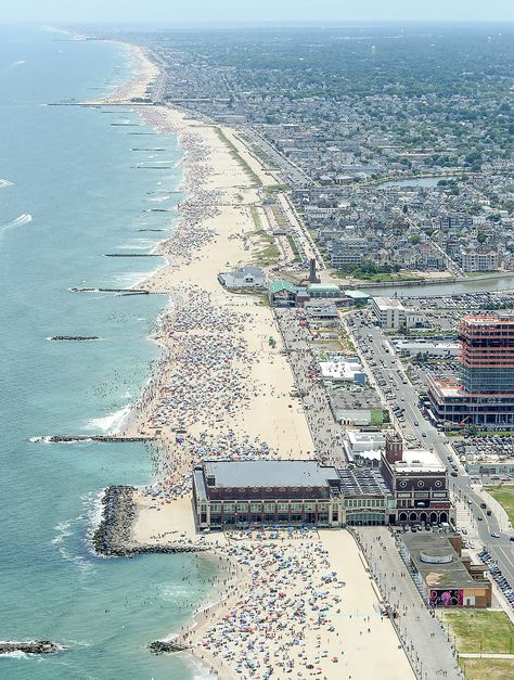 Thousands jam Jersey Shore beaches - Photo Gallery - NJ.com Jersey Shore Beach, Hidden Tunnel, Nj Shore, New Jersey Beaches, Kimberly Ann, Camera World, Aerial Photos, Asbury Park, Aerial Photo