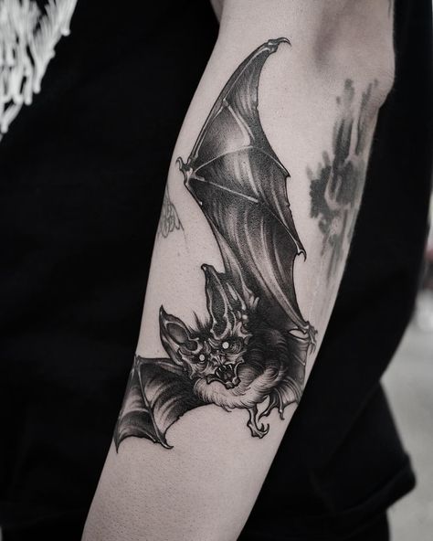 Bat blackwork tattoo Bats Tattoo Design, Wizard Tattoo, Traditional Black Tattoo, Torso Tattoos, Bat Tattoo, Fantasy Tattoos, Half Sleeve Tattoos For Guys, Upper Arm Tattoos, Arte Alien