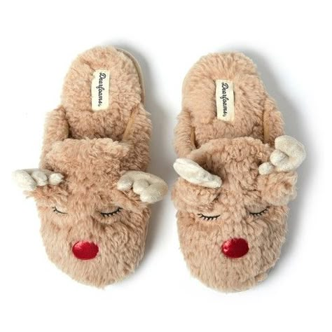 Dearfoams Women's Shay Reindeer Scuff Slipper - Latte Size M Cozy Christmas Slippers, Cute Christmas Slippers, Christmas Slippers Aesthetic, Cute House Slippers, Cute Things For Christmas, Cute Slippers Aesthetic, Cheap Gifts For Christmas, Teenager Christmas Gifts, Cute Christmas Things