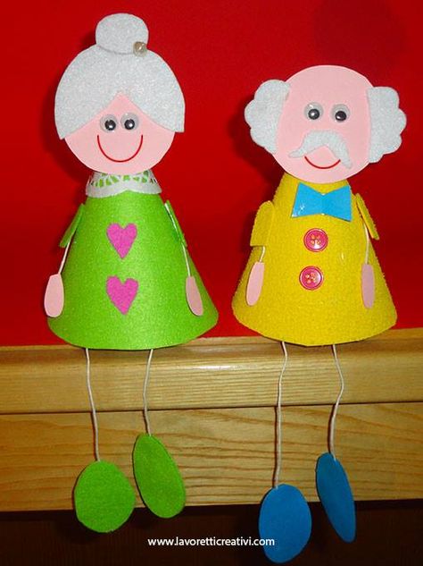 Grandparents Day Preschool, Grandparents Day Activities, Grandparents Day Crafts, Grandparents Day Gifts, Cup Crafts, Parents Day, Art N Craft, School Decorations, Art Event