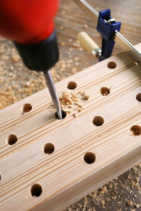 Bee House Diy, Mason Bee House Diy, Mason Bee House, Bee Houses, Bee Hotel, Bird House Feeder, Mason Bees, Insect Hotel, Bird House Plans