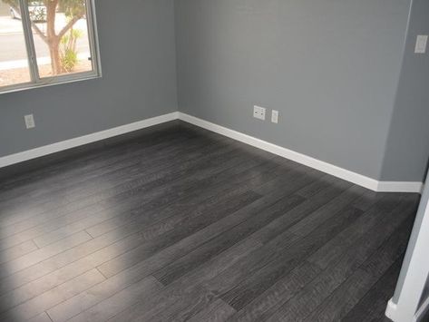 Grey Hardwood, Grey Wood Floors, Oak Laminate Flooring, Lumber Liquidators, Gray Walls, Light Grey Walls, Dark Wood Floors, 아파트 인테리어, Grey Flooring