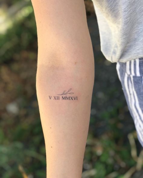 100+ Roman Numeral Tattoos That Will Mark Your Most Memorable Date Roman Numeral Tattoo Arm, Wedding Date Tattoos, Tato Dengan Makna, Roman Numeral Tattoo, Numeral Tattoo, Roman Numeral Tattoos, Date Tattoos, Mommy Tattoos, Tato Lengan