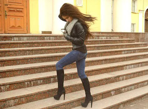 High Boots Outfit, Boots Outfit, Thigh High Boots, Fall Winter Outfits, Look Chic, High Heel Boots, Passion For Fashion, High Boots, Autumn Winter Fashion