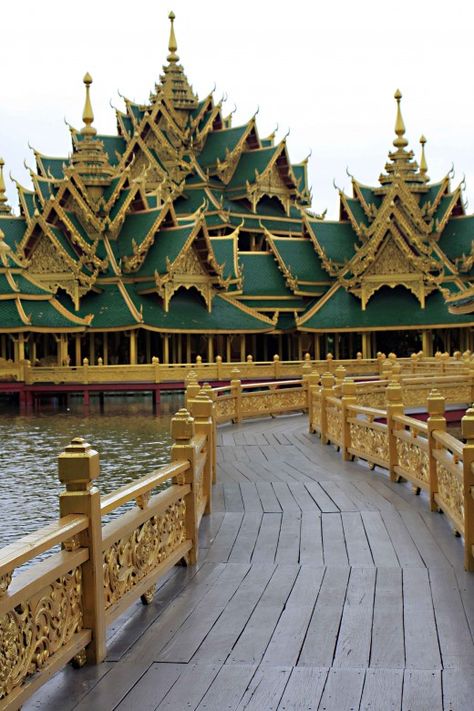 Walkway to the Pavilion of Enlightened. The Pavilion is intended to symbolise how anybody can attain Nirvana whatever their station in life Cultural Museum, Thailand History, Thailand Tour, Thailand Adventure, Thailand Backpacking, Thailand Art, Thailand Holiday, Backpacking Asia, Asian Architecture