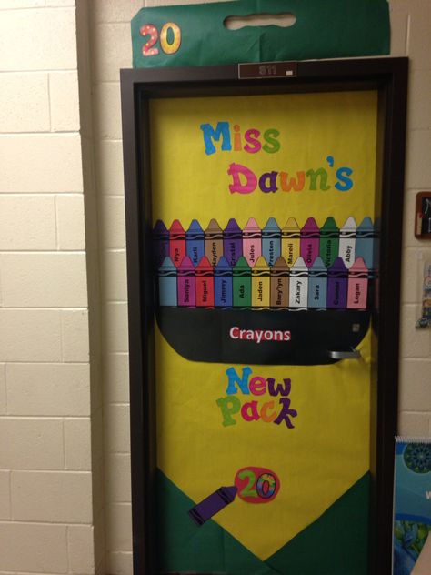 Crayon decorative door Preschool Classroom Doors Ideas, Crayon Box Classroom Door, Crayons Door Decoration, Crayon Box Door Decoration, Vibrant Classroom Decor, Crayon Door Decoration, Crayon Classroom Door Ideas, Welcome To Our Pack Classroom Door, Teacher Door Ideas Back To School