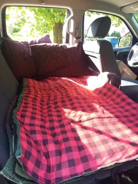 Backseat bed in my Ridgeline! Air Mattress and flannel sleeping bag make for a comfortable, dry sleeping spot!! Car Backseat Bed, Bed In Car Aesthetic, Road Trip Backseat Setup, Car Backseat Aesthetic Cozy, Van With Bed, Living In Car Aesthetic, Car Bed Aesthetic, Car Backseat Aesthetic, Bed In Car