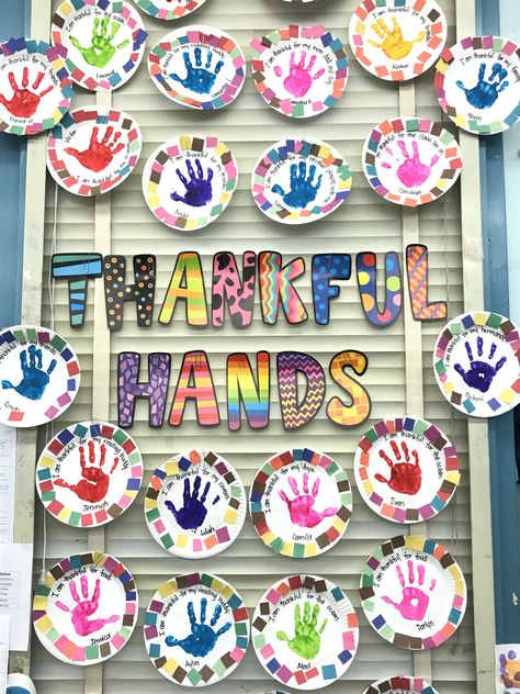 Thanksgiving Prek Art, Thankful Lesson Plans For Toddlers, November Prek Crafts, Family Themed Crafts For Toddlers, November Toddler Crafts, November Bulletin Boards For Preschool, November Classroom Door, November Preschool Crafts, Fall Itinerary