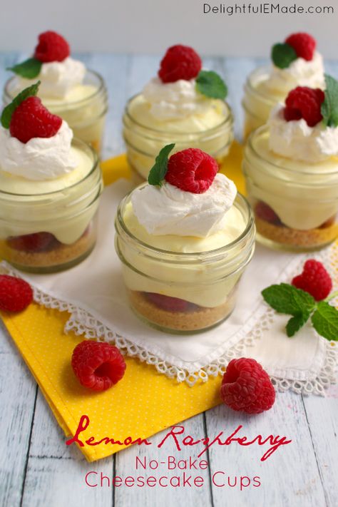 Lemon Raspberry No Bake Cheesecake Cups No Bake Cheesecake Cups, Cheesecake Cups Recipe, Lemon Raspberry Cheesecake, Raspberry No Bake Cheesecake, Yummy Cheesecake, Cheesecake Cups, Cake Mini, The Whoot, Spring Desserts