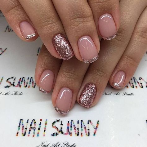 Nail Ideas Glitter Tips, Rose Gold French Tip Nails Short, February Gel Nails Short, Gel Nail Paint For Short Nails, Pink Nye Nails, Nails Sparkle Tips, Short Glitter Nails Gel, French Tip Nails With Design Glitter, Different Coloured Nails