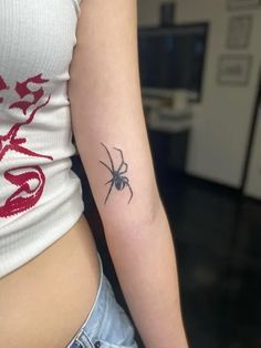 Spider Tattoo Arm Women, Spider Tattoo On Elbow, Spider Arm Tattoo Women, Spider Crawling Tattoo, Spider Tattoo Patchwork, Spider Tattoo On Forearm, Spider Tattoo Wrist, Detailed Spider Tattoo, Forearm Spider Tattoo