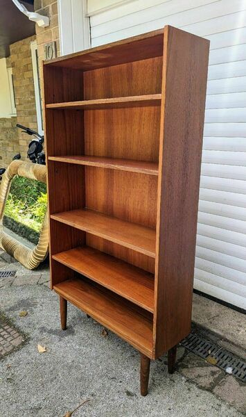 Danish Teak Bookcase Sideboard Display Cabinet Vintage Retro 60s 70s Mid Century | Vinterior Mid Century Bookcase, Cabinet Vintage, Bookcases For Sale, Open Bookcase, Retro 60s, Bookcase Sideboard, Display Cabinet, Mid Century Design, Antique Items